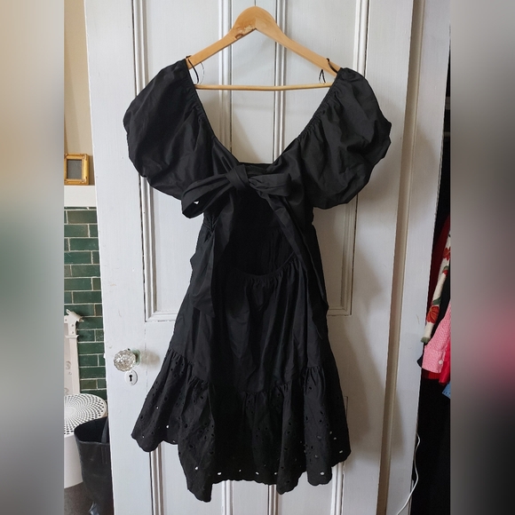 Juliet Puff Sleeve Dress - Picture 4 of 6